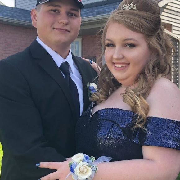 Meet your Posher, Kenzie - Picture 1 of 1